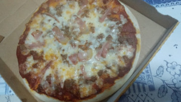 Pizzpollo food