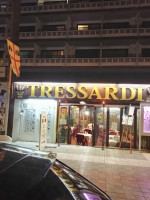 Pizzeria Tressardi inside