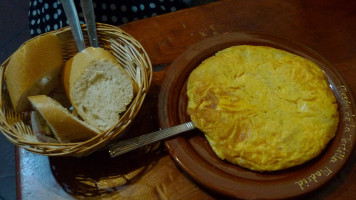 Meson El Huevo De La Cava food