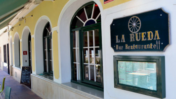 La Rueda food