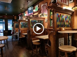 Toba’s Tavern inside