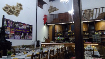 La Bodega Del Cacho food