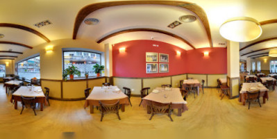 Rulo Cafeteria Restaurante food