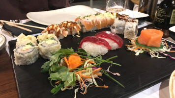 Aota Sushi food