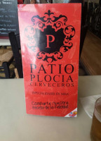 Patio Plocia Cerveceros food