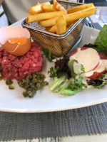 Le Chateaubriant food