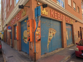 Kebab Rey outside
