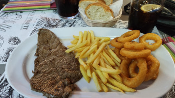 Cafeteria Bolunya food