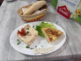 Cafeteria Punto De Encuentro food