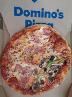 Domino's Pizza Estrella Betelgeuse food