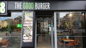 Tgb-The Good Burger inside