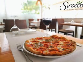 Sirocco Pizzeria food