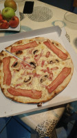 Pizzeria Baffetto food