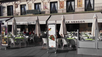 Bar Restaurant Aragon outside