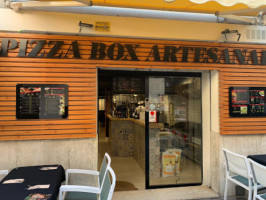 Pizza Box Artesanal Slu inside