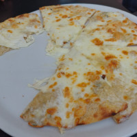 22.2 Gradi Pizza Al Taglio food