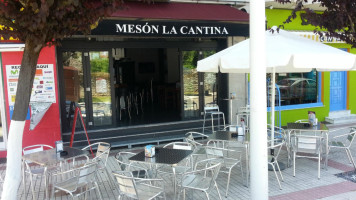 La Cantina inside