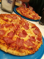Domino's Pizza Av. Finisterre food