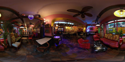 La Passion Cafe inside