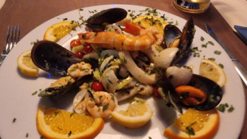 Sapore Di Mare food