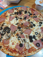 Domino's Pizza Cerrada food