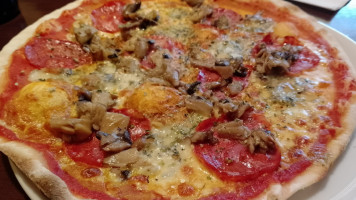 Pizzeria Il Tramonto Da Massimiliano food