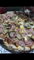 Pizzeria Montealegre food