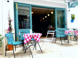 Barych Cafe Bistro Restaurante inside