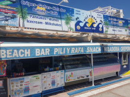 Beach Pili Y Rafa food