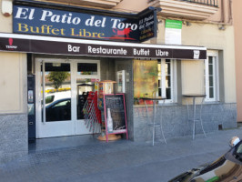El Patio Del Toro outside