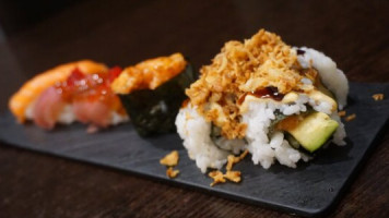Sushi 9 Gargot food
