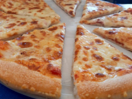 La Pizza Di Piero food