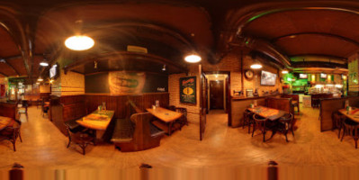Cafetal Luxmar inside
