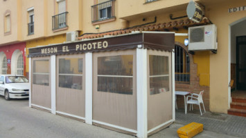 Meson El Picoteo outside