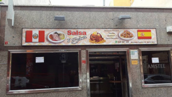 Salsa Y Sabor inside