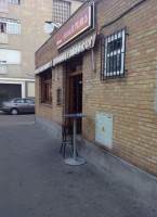 Cafe El Pilar outside