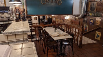 Taverna La Llesca food