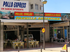 Pollo Express inside