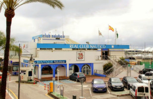 Club Nautico Estepona outside