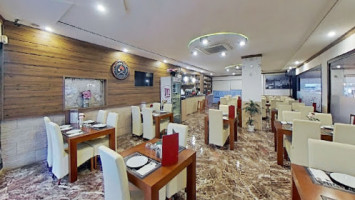 Bombay Grill inside
