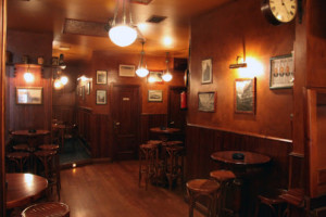 Kilkenny Irish Tavern inside