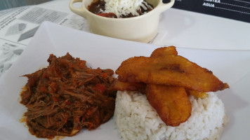 Rincon De Las Arepas food