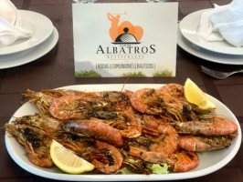 Lar De Albatros food