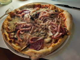 La Tattatoria Pizzeria food