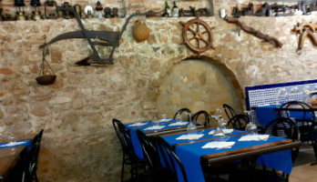 Meson Andaluz inside