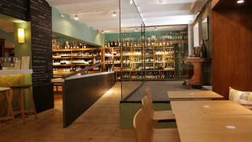 Matos De Vins Enoteca food