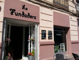 La Fundadora inside