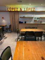 Lopezlopez Pizzeria food