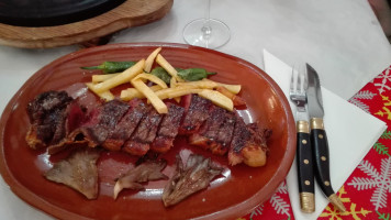 La Parrilla food