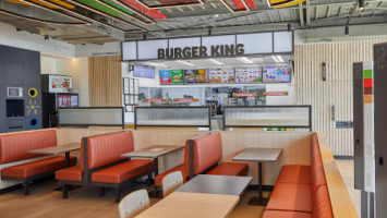 Burger King Los Patios inside